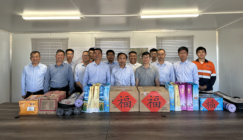 1南非奧亞慰問(wèn).jpg