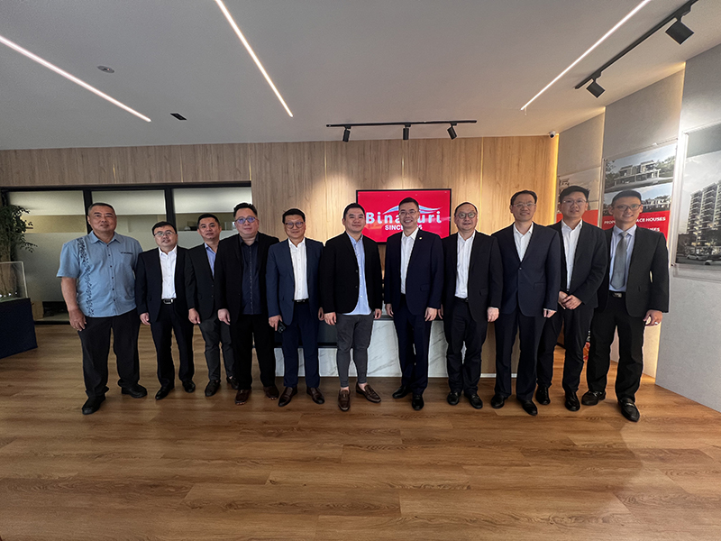 圖2：與高峰集團會議.jpg